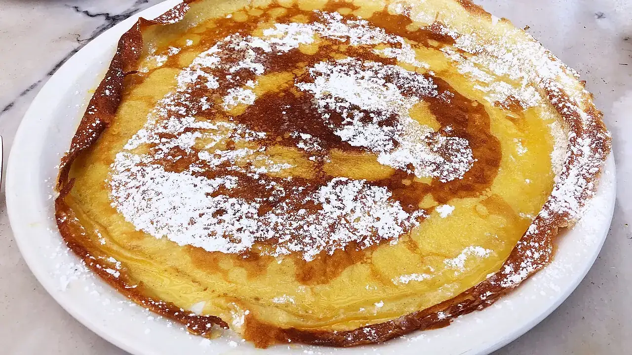 Sugared crêpe
